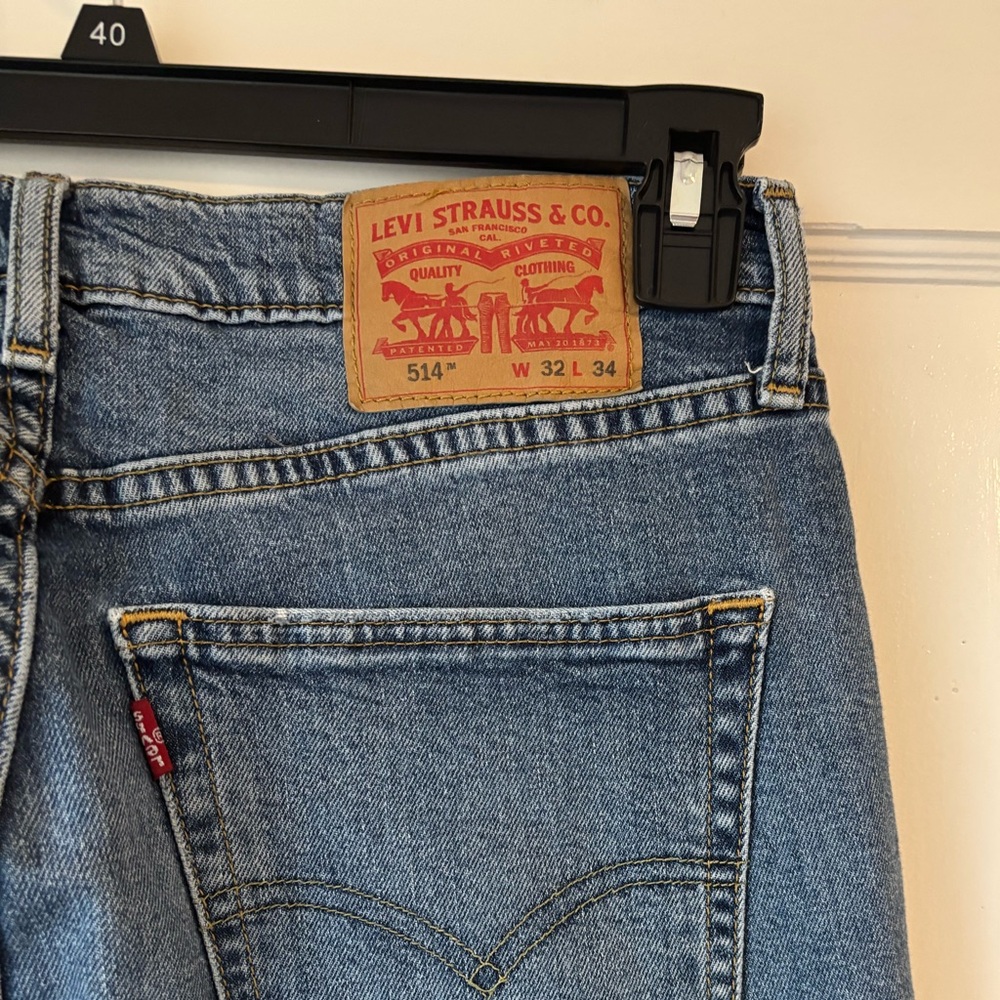 Levi 514 Men’s Straight Fit Denim 32/34